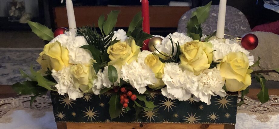 Yellow Rose Centerpiece